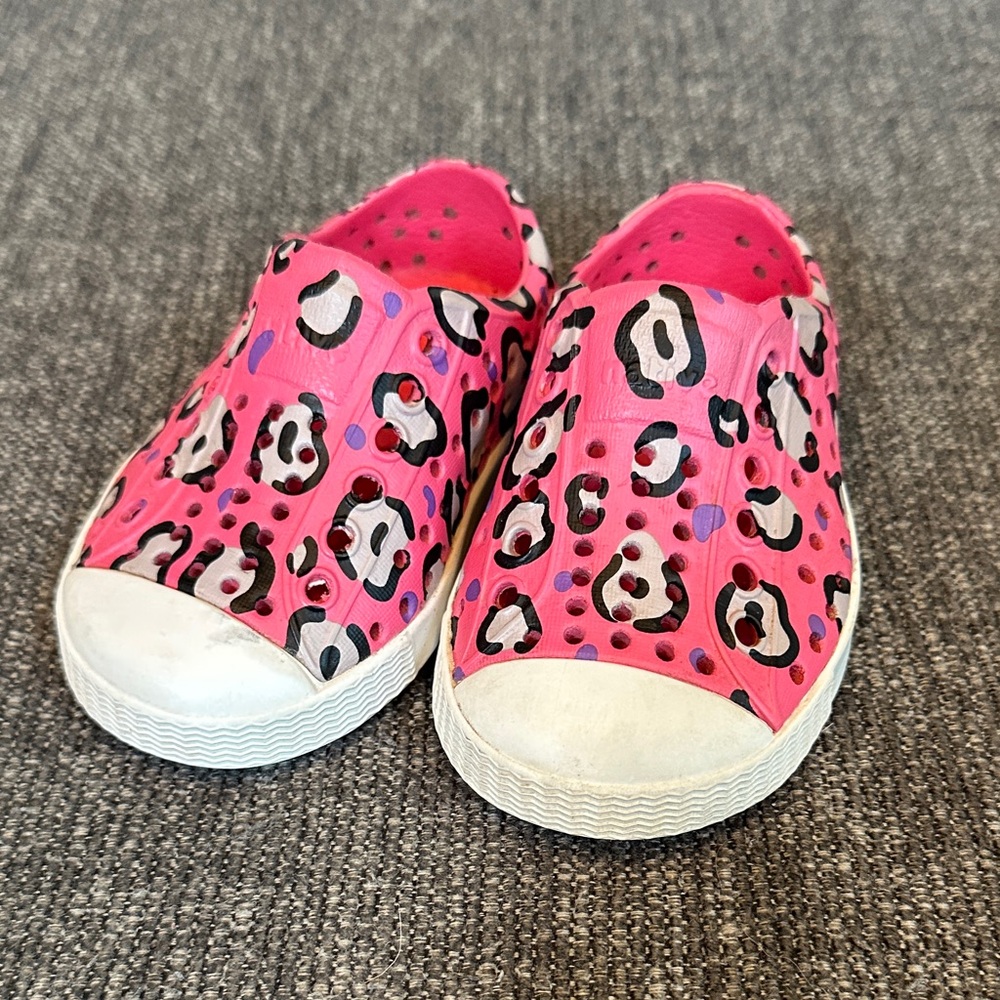 Native Pink Leopard Jefferson Shoes, c4